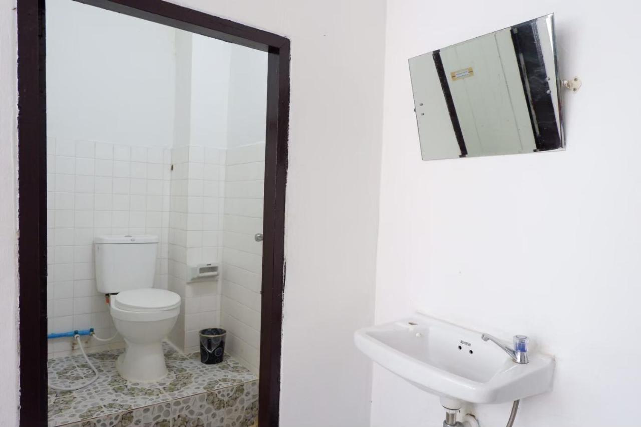 ساي يوك Chokchai Hotel المظهر الخارجي الصورة