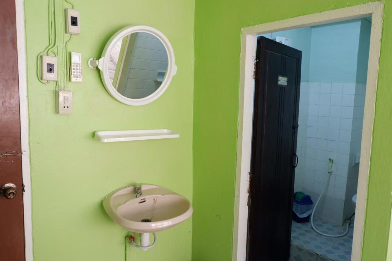 ساي يوك Chokchai Hotel المظهر الخارجي الصورة